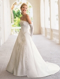 A line Strapless Chapel Train Wedding Dress (ST0026)