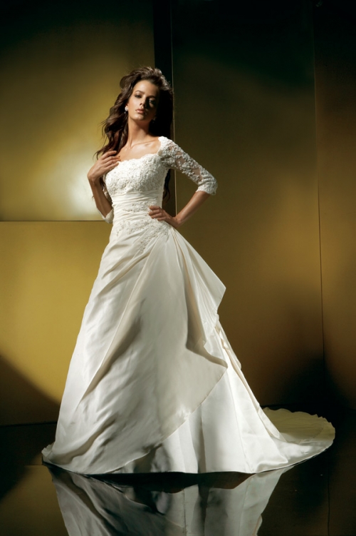 A-line Lace Sleeves Chapel Train Satin Wedding Dresses (SV0208)