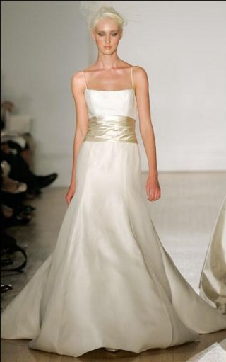 A-line Spaghetti Crumb-Catcher Back Organza Wedding Dresses (SV0180)