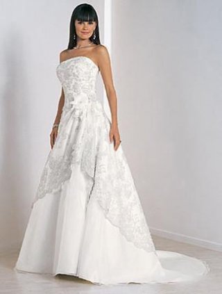 A-line Strapless Chapel Train Lace Satin Wedding Dresses (SV0143)