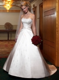 A-line Strapless Chapel Train Satin Wedding Dresses (SV0114)