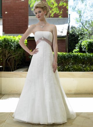 A-line Strapless Chapel Train Satin Wedding Dresses (SV0109)