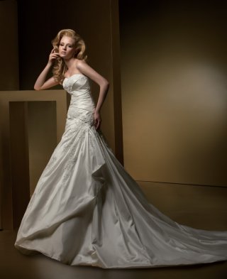 A-line Strapless Empire Chapel Train Taffeta Wedding Dresses (ms0133)
