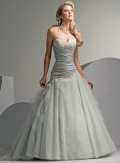 A-line Strapless Empire Chapel Train Tulle Wedding Dresses (ms0131)