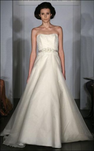A-line Strapless Lace Organza Wedding Dresses (ms0110)