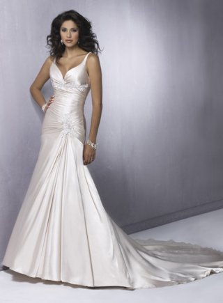 Slim A-line Plunging Neckline Satin Wedding Dresses (wd0044)