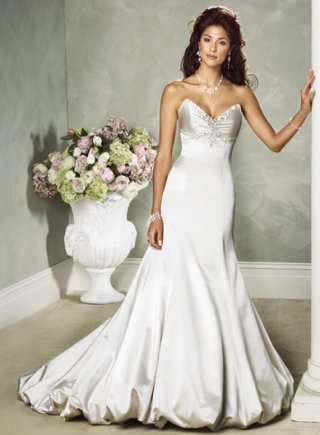 Slim A-line Strapless Satin Lace Wedding Dresses (wd0055)