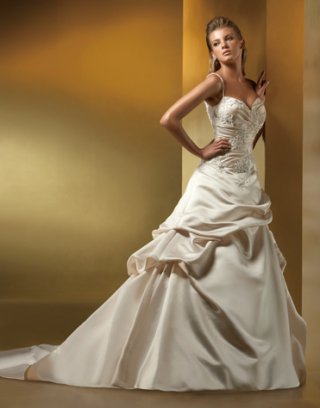 Cheap Spaghetti Straps Designer A-line Satin Beaded Applique style Corset Wedding dresses