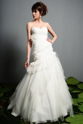 2012 Modern Dramatically Strapless Wedding Gown Dress