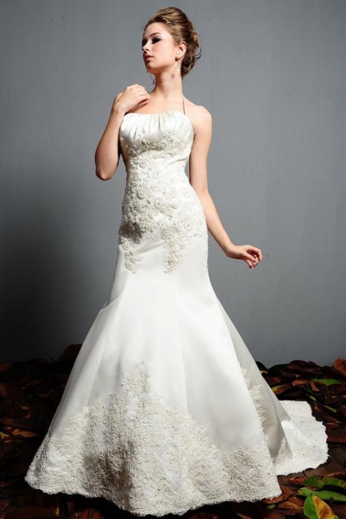 Luxurious Lace Fall 2012 Bridal Gown
