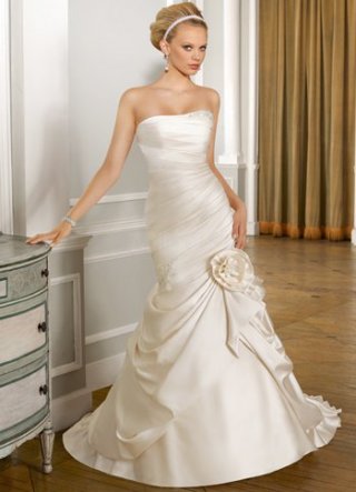 Ivory Satin Strapless Sweep Train Bridal Dress