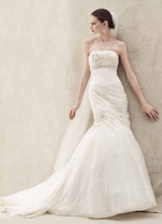 Classical White Lace Mermaid Strapless Celebrity Wedding Dresses