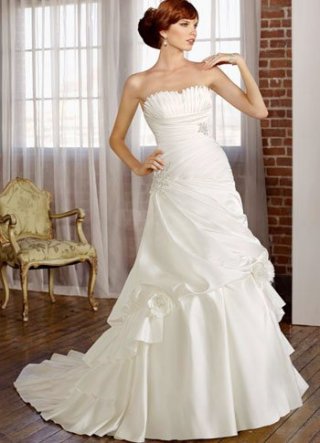 Luxury Ivory Satin Strapless Sweep Train A-line Wedding Dress