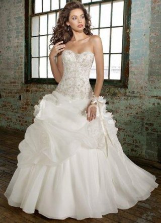 Ivory Satin Organza A-line Sweep Train Wedding Dress