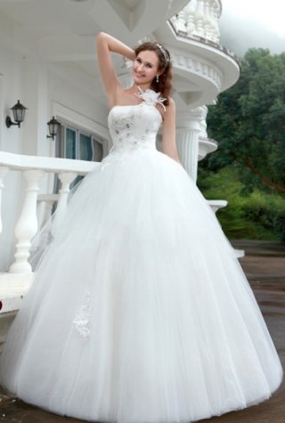One-shoulder Beaded Princess Wedding Dress
