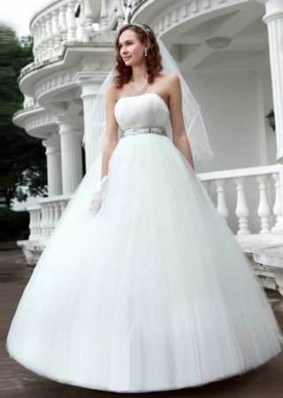 Amazing floor-length Celebrity Wedding dresses Amazing floor-length Celebrity Wedding dresses