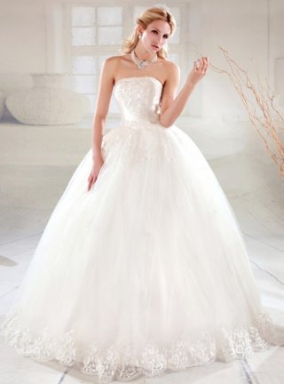 Strapless Modest bridal wedding dresses
