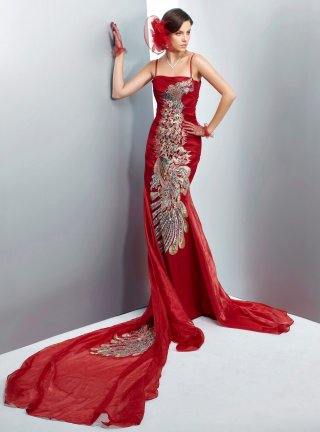 Exclusive luxury custom aesthetic style Royal Asahi Diamond Phoenix embroidery trailing beautiful self long wedding dress