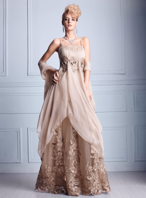 Exclusive custom three-dimensional embroidery lace French toast beautiful flash diamond wedding dress