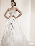 Wholesale Floor Length A-Line Strapless Low Back Sweep Train With Embroidery,Button Wedding Dresses WDresses00862