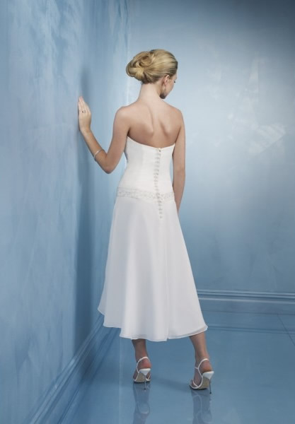 Supple Simple Strapless Chiffon Knee Length White Discount Wedding Dress