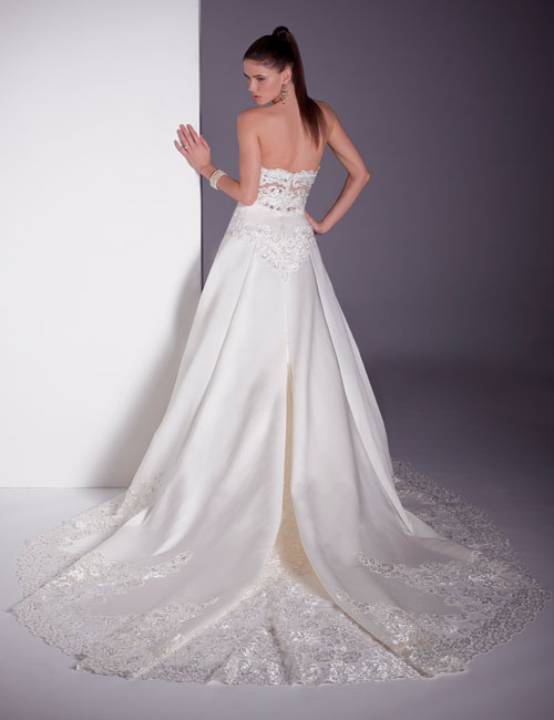 2012 Exclusive Style Strapless Embroidery Satin Court Train A-line Wedding Bridal Gown
