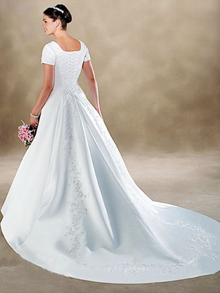 2012 classical A-line square Short Sleeves chapel train Wedding dress