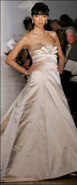 A-line Strapless Empire Chapel Train Satin Wedding Dresses (ms0141)
