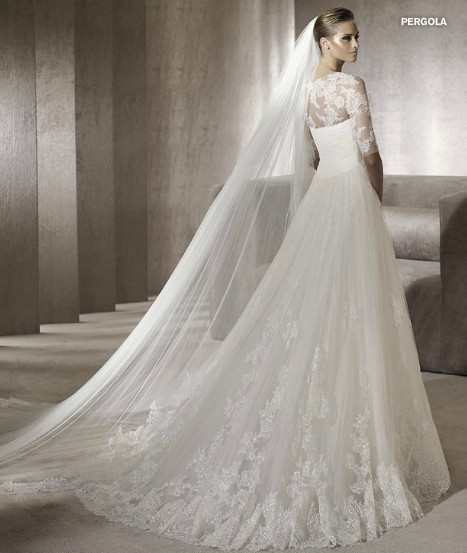 2012 Designer Vintage Lace Wedding Dress with Jacket